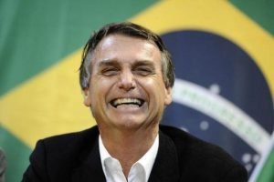 Avaliação do governo Bolsonaro sobe consideravelmente nos últimos meses, segundo pesquisa CNT/ MDA
