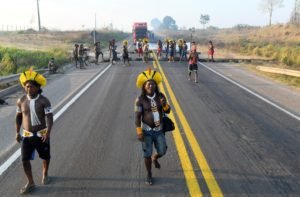 Indígenas Kayapó mantêm bloqueio da BR-163 no Pará pelo 4º dia consecutivo