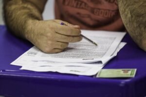 Mais de 1 milhão de candidatos farão prova do Encceja 2023 no próximo domingo (27)